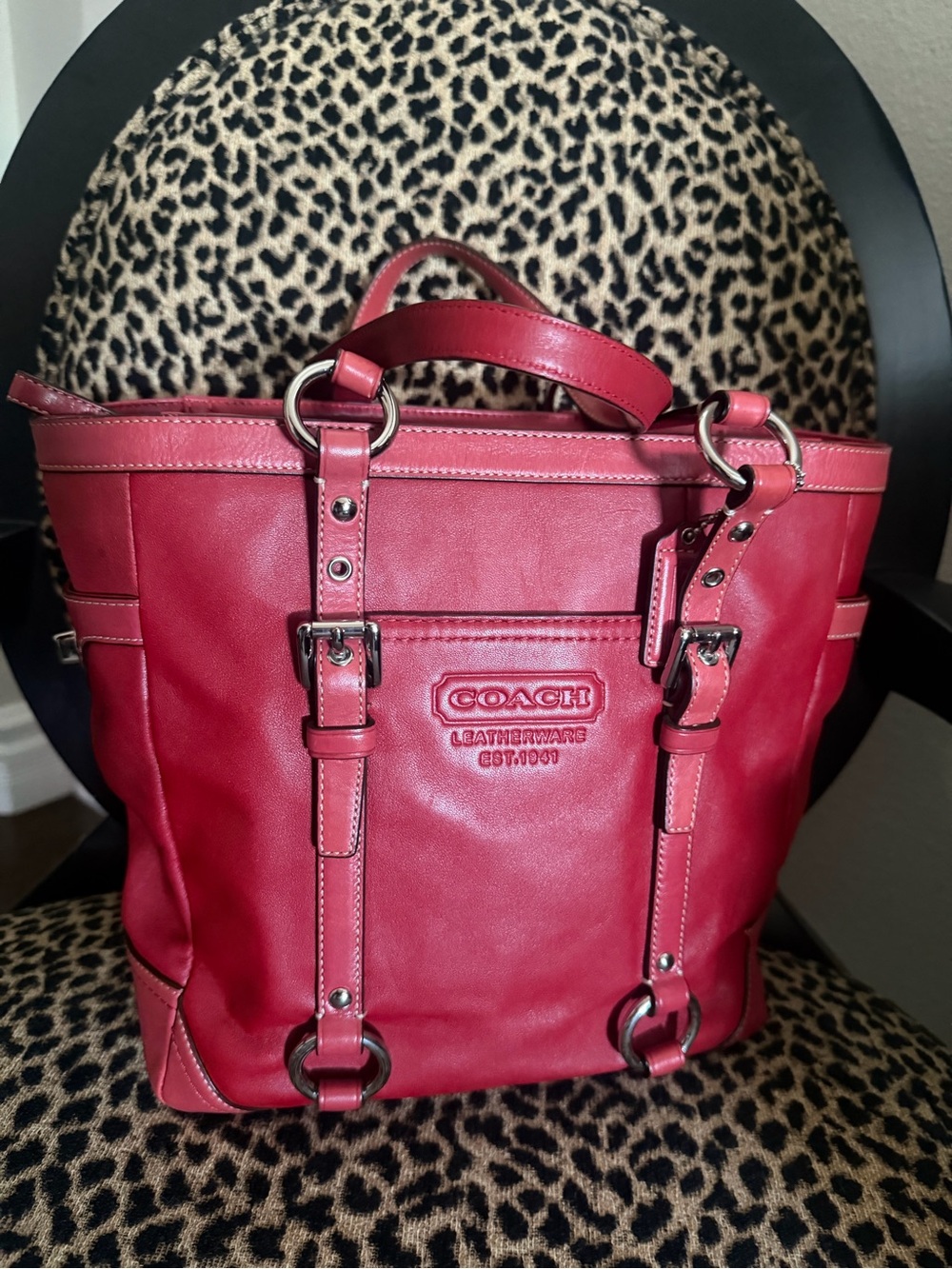 ❤️VIBRANT❤️ red ❤️Coach Legacy Gallery tote bag